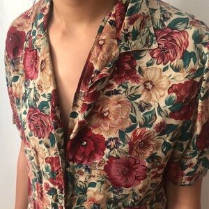 Sag Harbor Petite Floral Button-Up Shirt - Red, Cream & Green